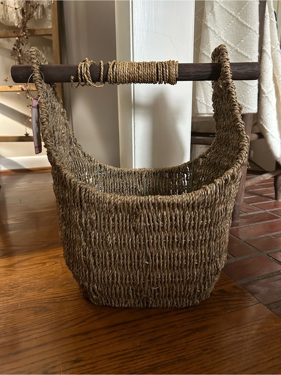 thirty-one Other - Thirty-One Seagrass Magazine Holder- NWT